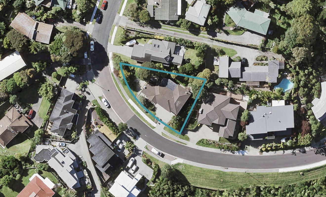 25 Helvetia Drive, Browns Bay, Auckland - Carousel 1