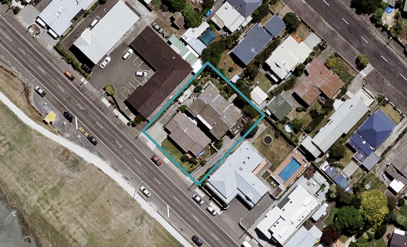 1/48 Meeanee Quay, Westshore, Napier - Carousel 1