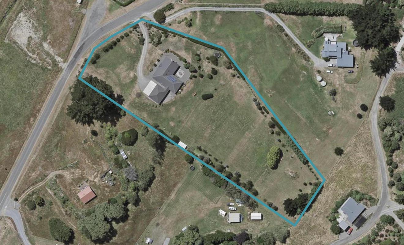 20 Raukawa Road, Peka Peka - Carousel 1