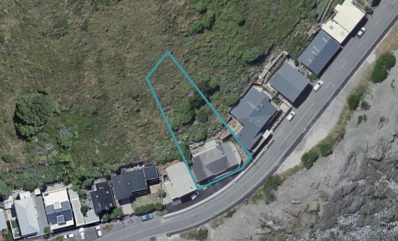 142 Owhiro Bay Parade, Owhiro Bay, Wellington - Carousel 1