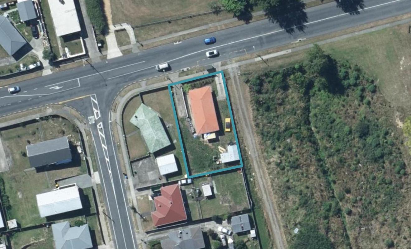 118 Warspite Avenue, Cannons Creek, Porirua - Carousel 1