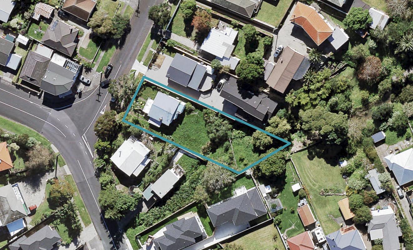 3 Queen Mary Avenue, New Lynn, Auckland - Carousel 1