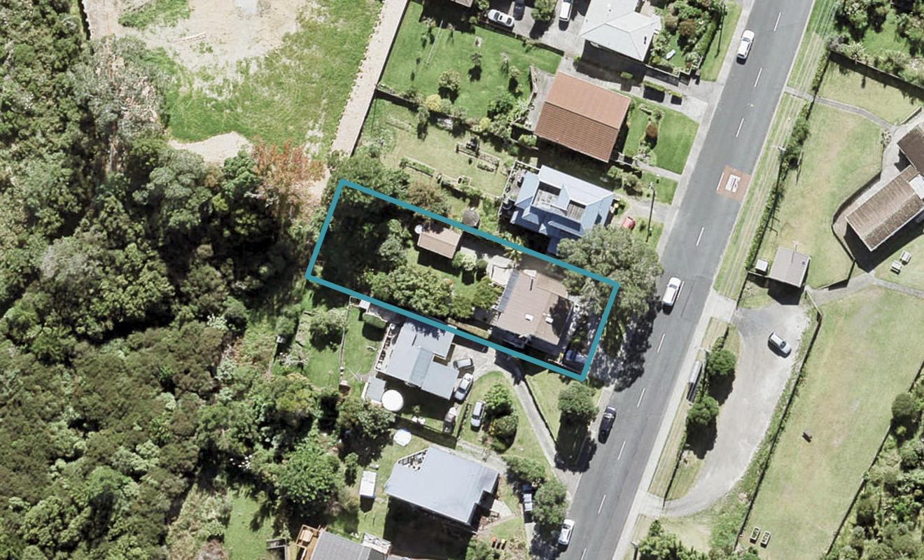 46 Stanmore Bay Road, Stanmore Bay, Whangaparaoa - Carousel 1