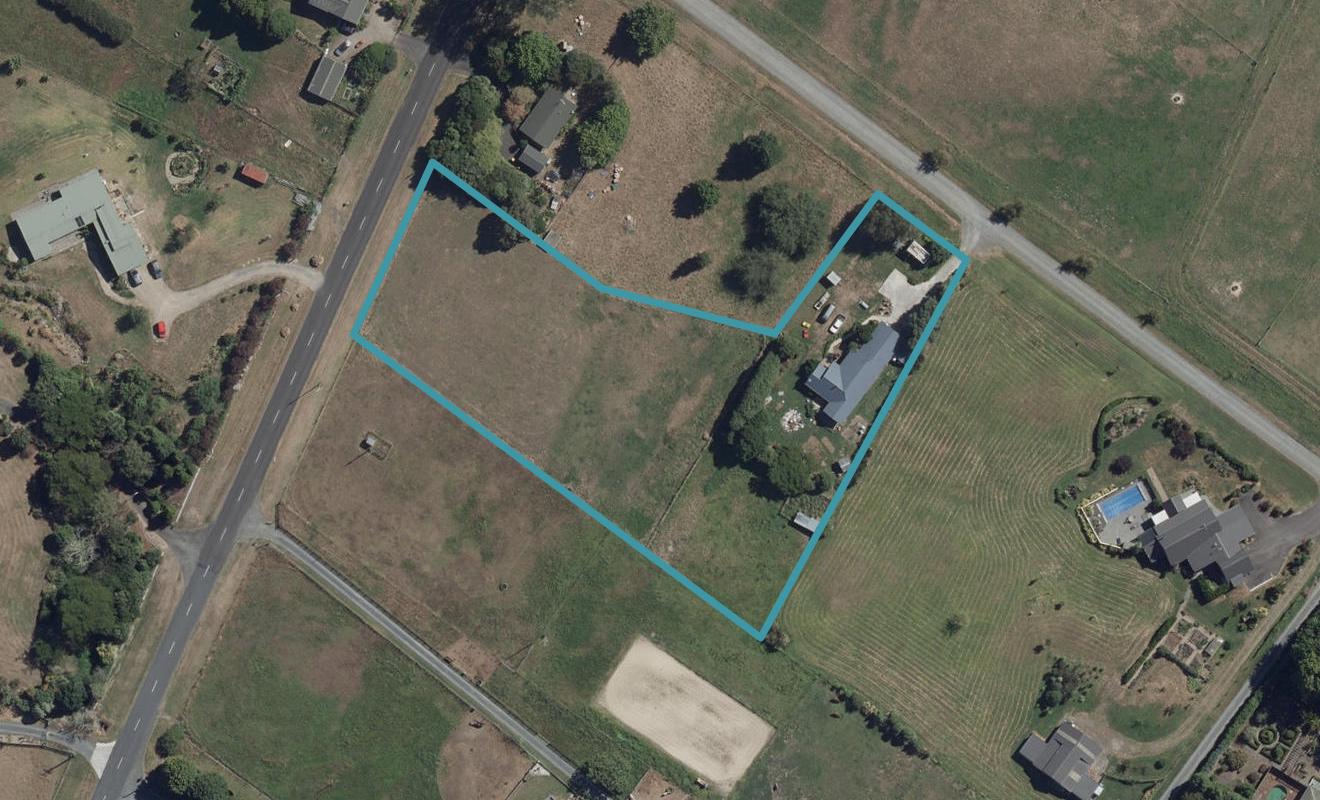 14 Ray Road, Taupiri - Carousel 1