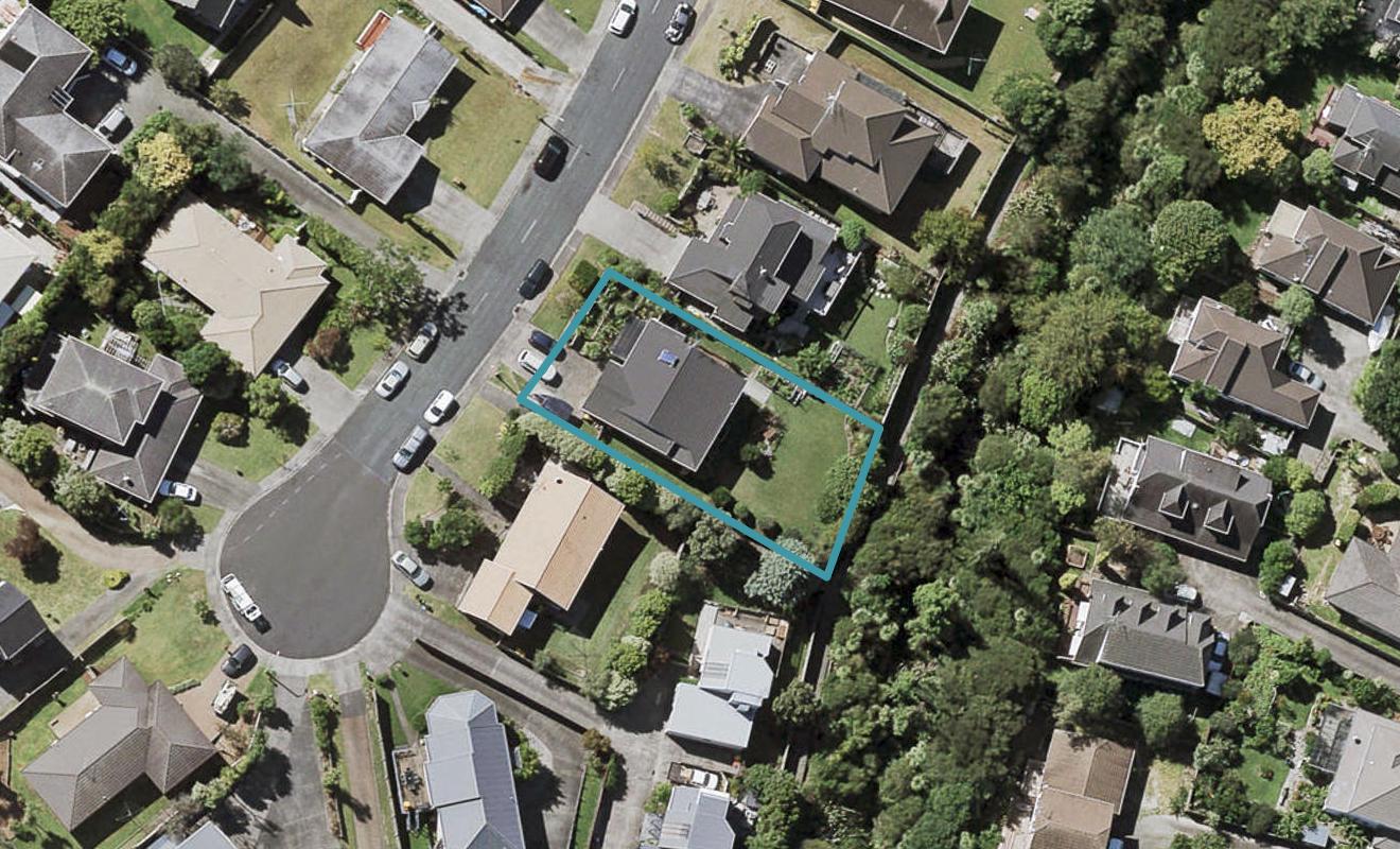 52 Centorian Drive, Windsor Park, Auckland - Carousel 1