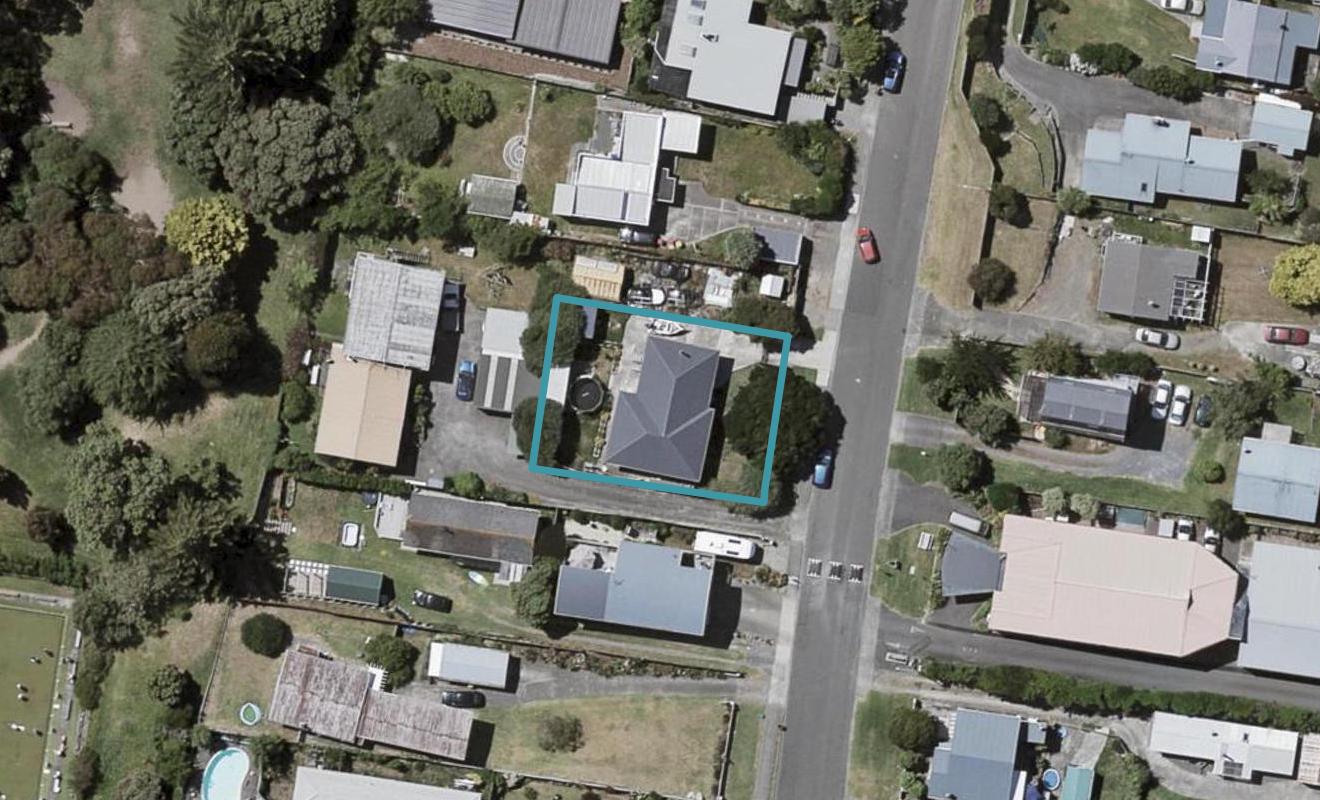 38 Bluegum Road, Paraparaumu Beach, Paraparaumu - Carousel 1