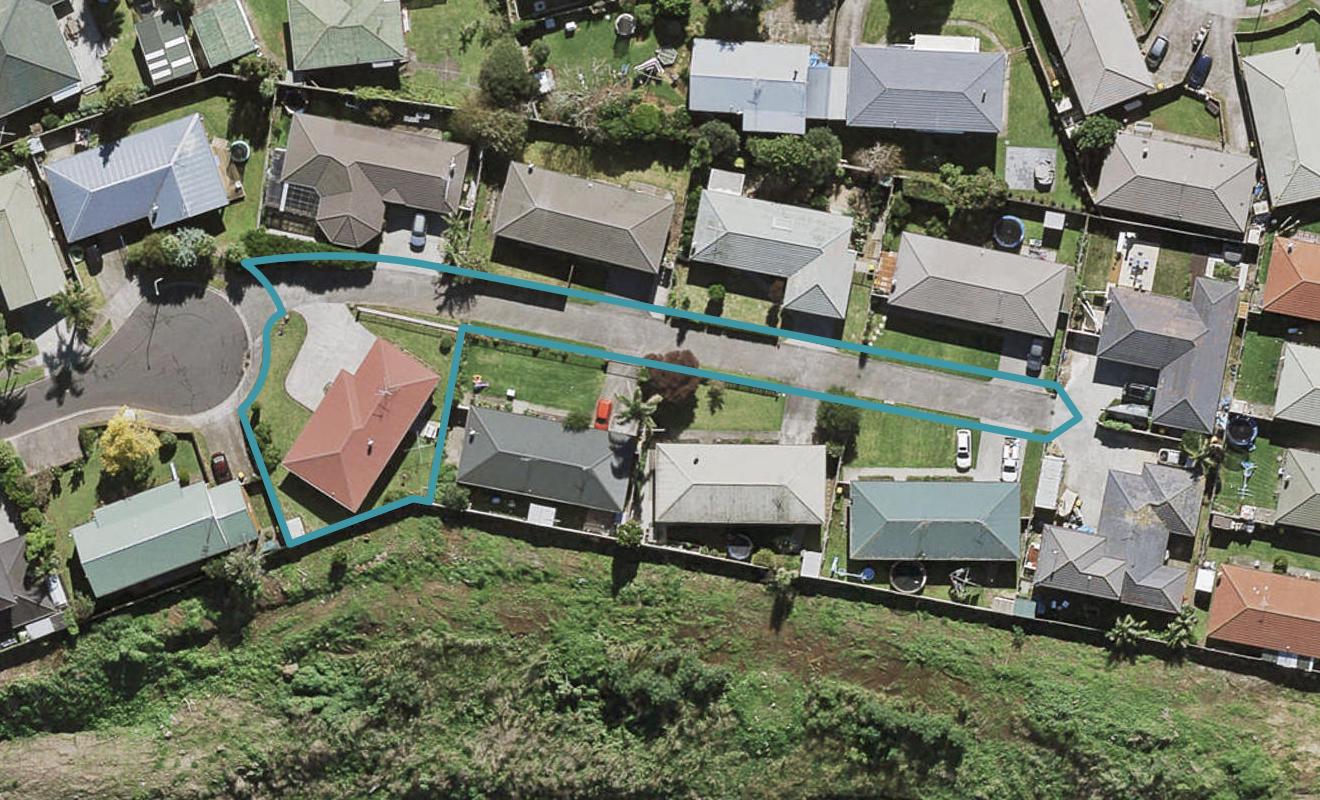 9 Hocken Place, Mangere Bridge, Auckland - Carousel 1