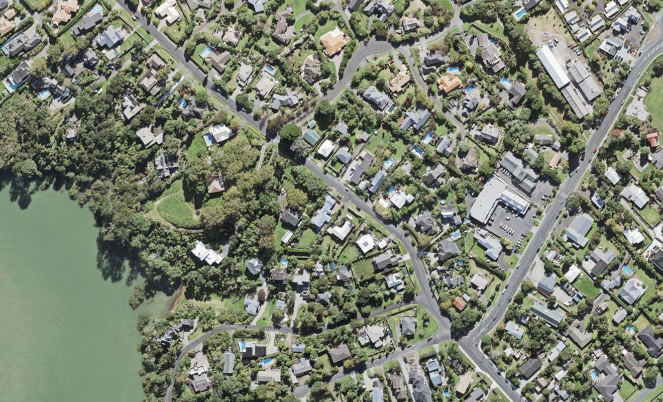 12 Rame Road, Greenhithe, Auckland - Carousel 1