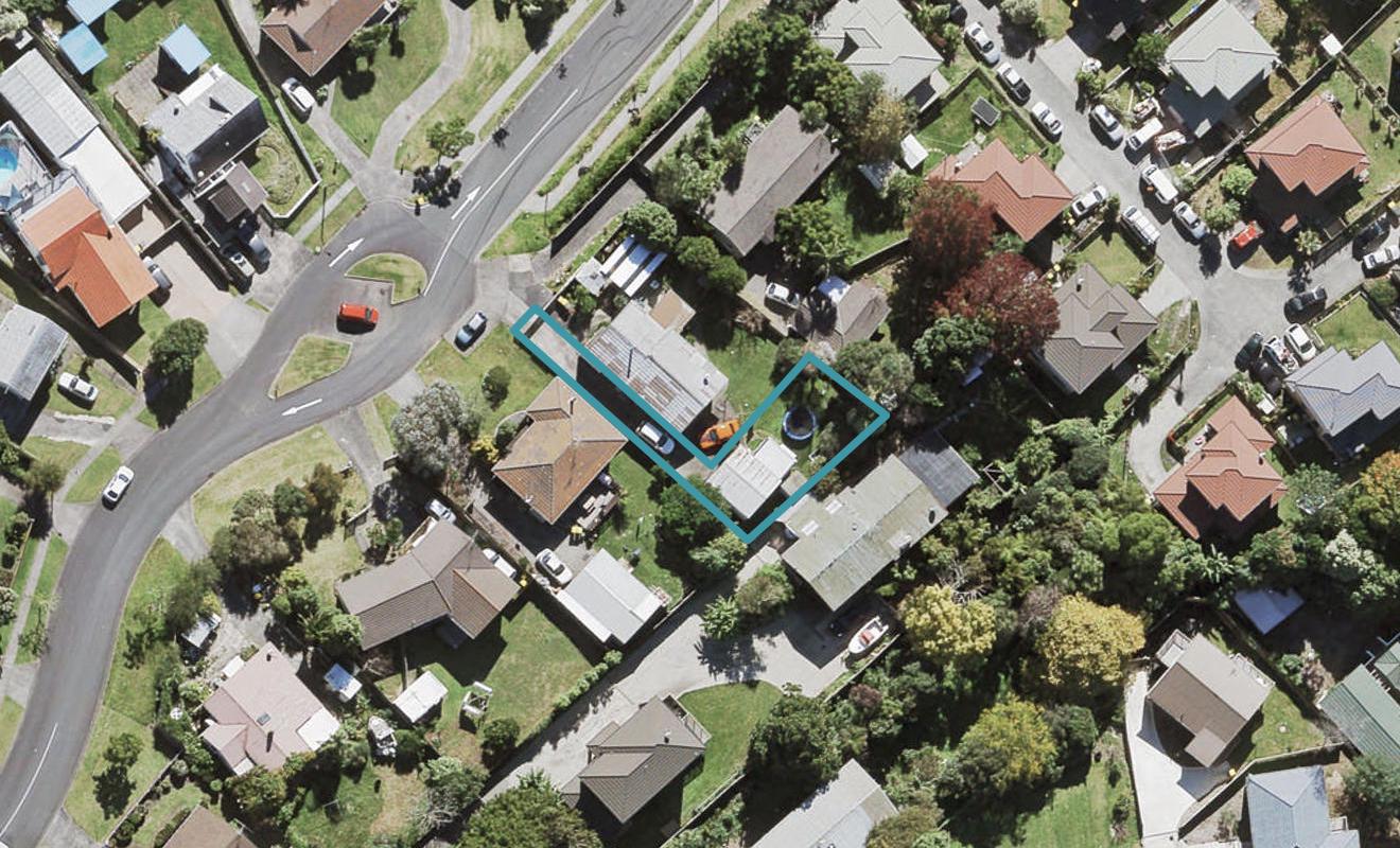 9D Sari Place, Massey, Auckland - Carousel 1
