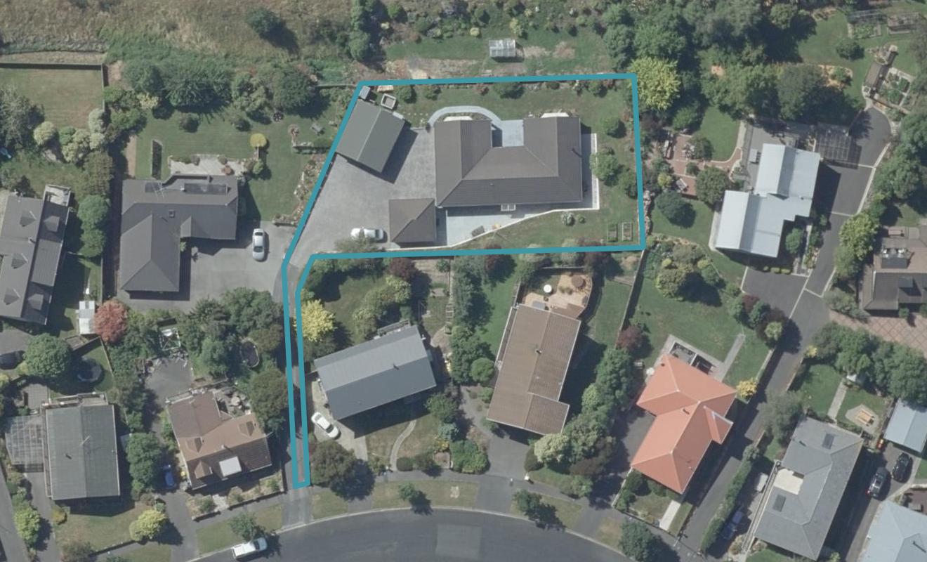 31 Walton Park Avenue, Fairfield, Dunedin - Carousel 1