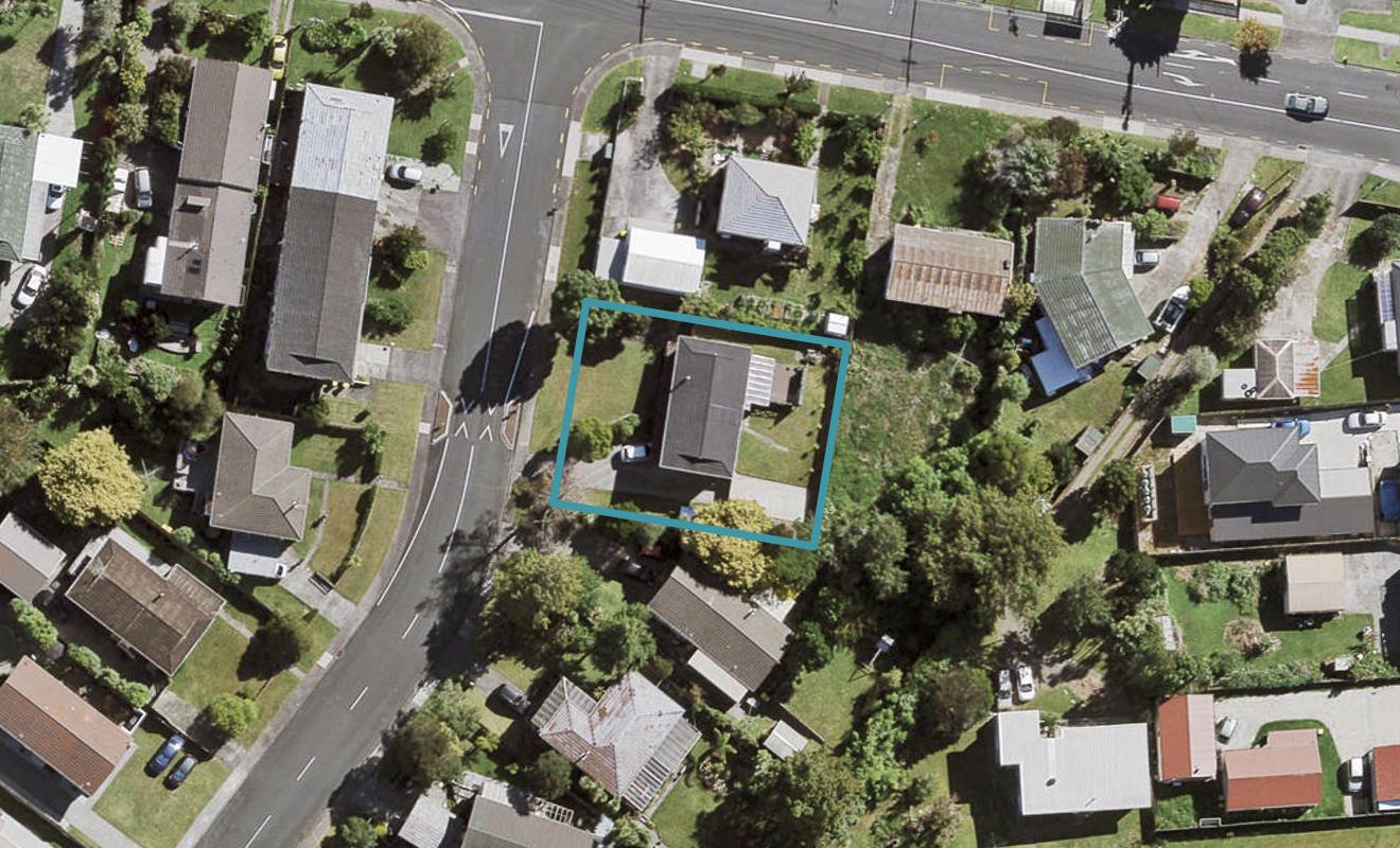4 Waari Avenue, Sunnyvale, Auckland - Carousel 1