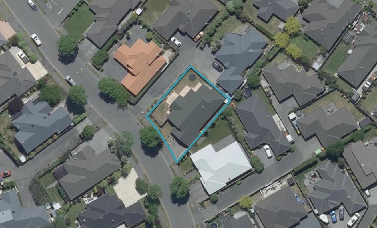 15 Pohutukawa Crescent, Parklands, Christchurch - Carousel 1