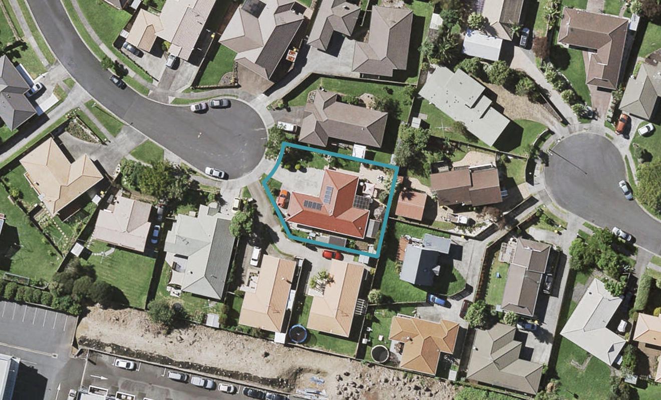 28 Dulwich Place, Burswood, Auckland - Carousel 1