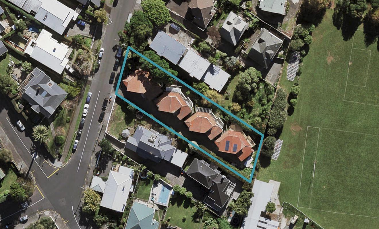 3/50 St Vincent Avenue, Remuera, Auckland - Carousel 1