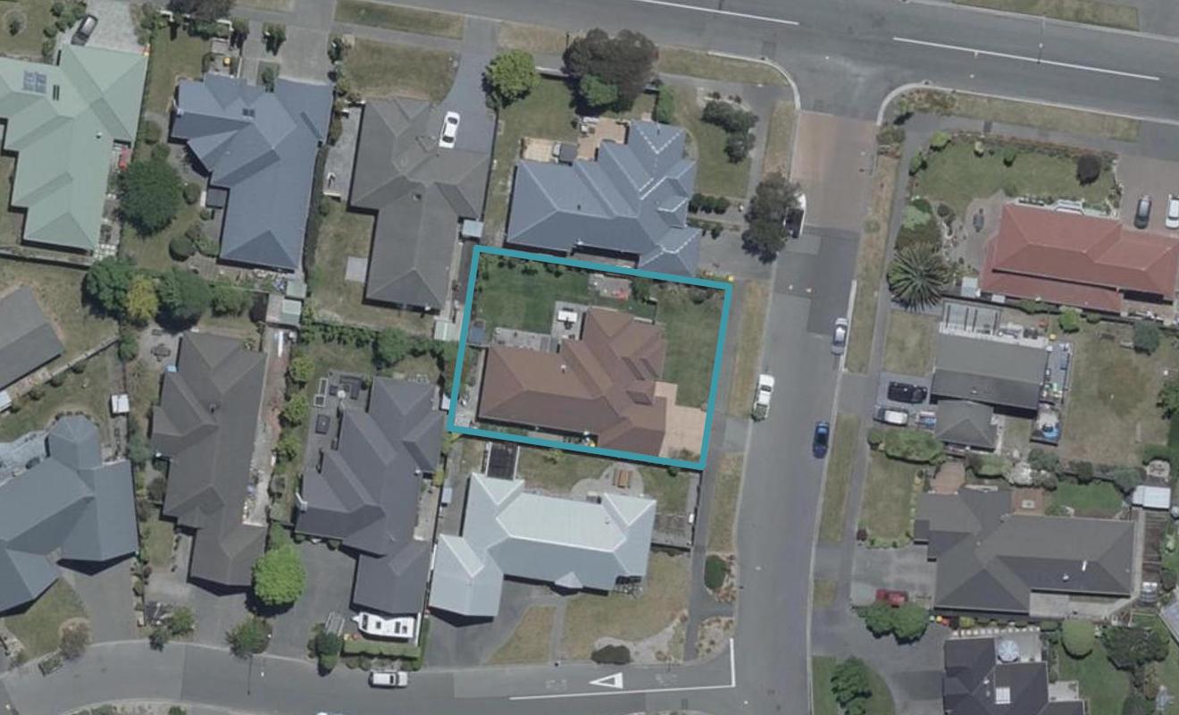 4 Bottle Lake Drive, Parklands, Christchurch - Carousel 1