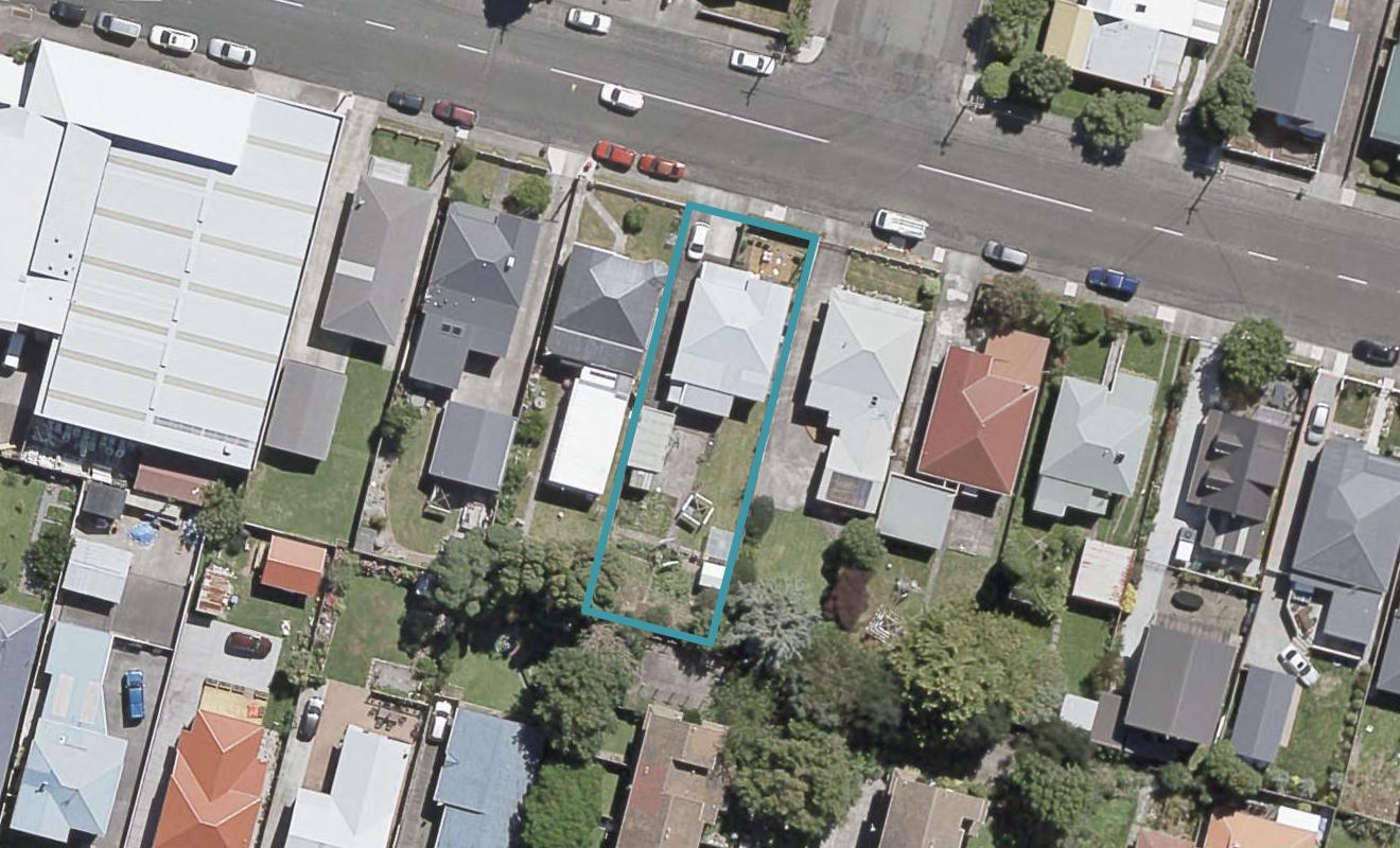 4/10 Central Terrace, Alicetown, Lower Hutt - Carousel 1