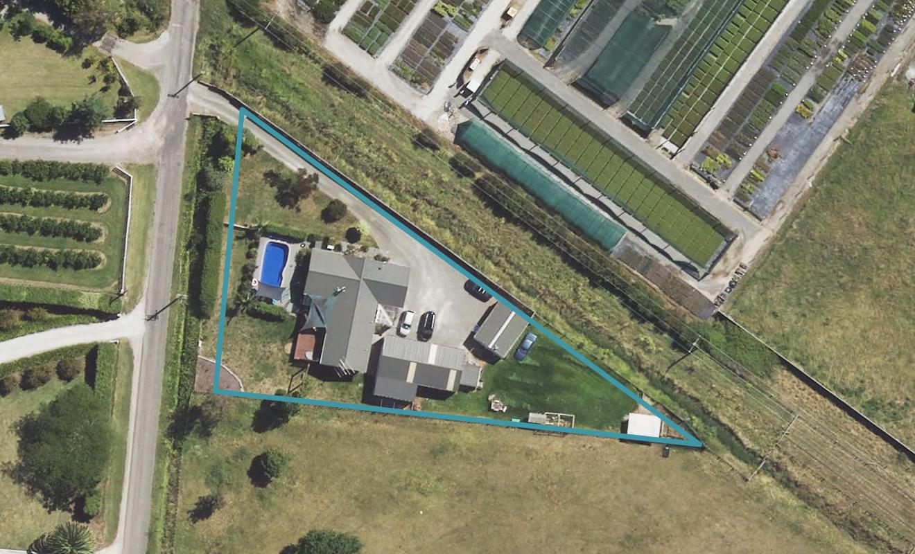 16 Parker Lane, Makaraka, Gisborne - Carousel 1