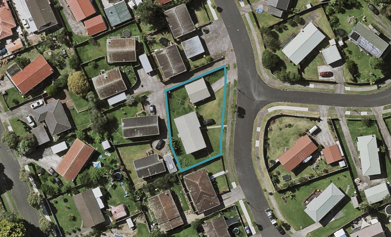 9 Leila Place, Clover Park, Auckland - Carousel 1