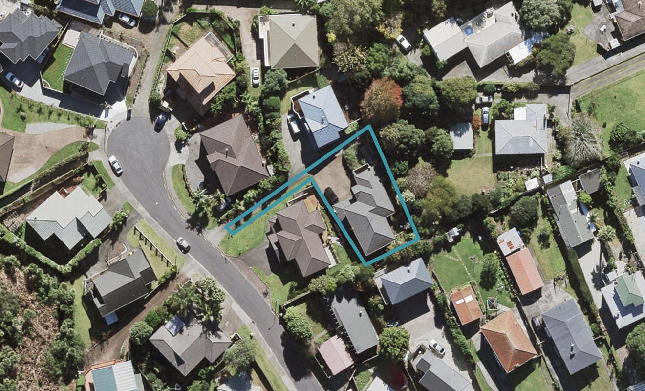 5 Blethyn Place, Te Atatu South, Auckland - Carousel 1