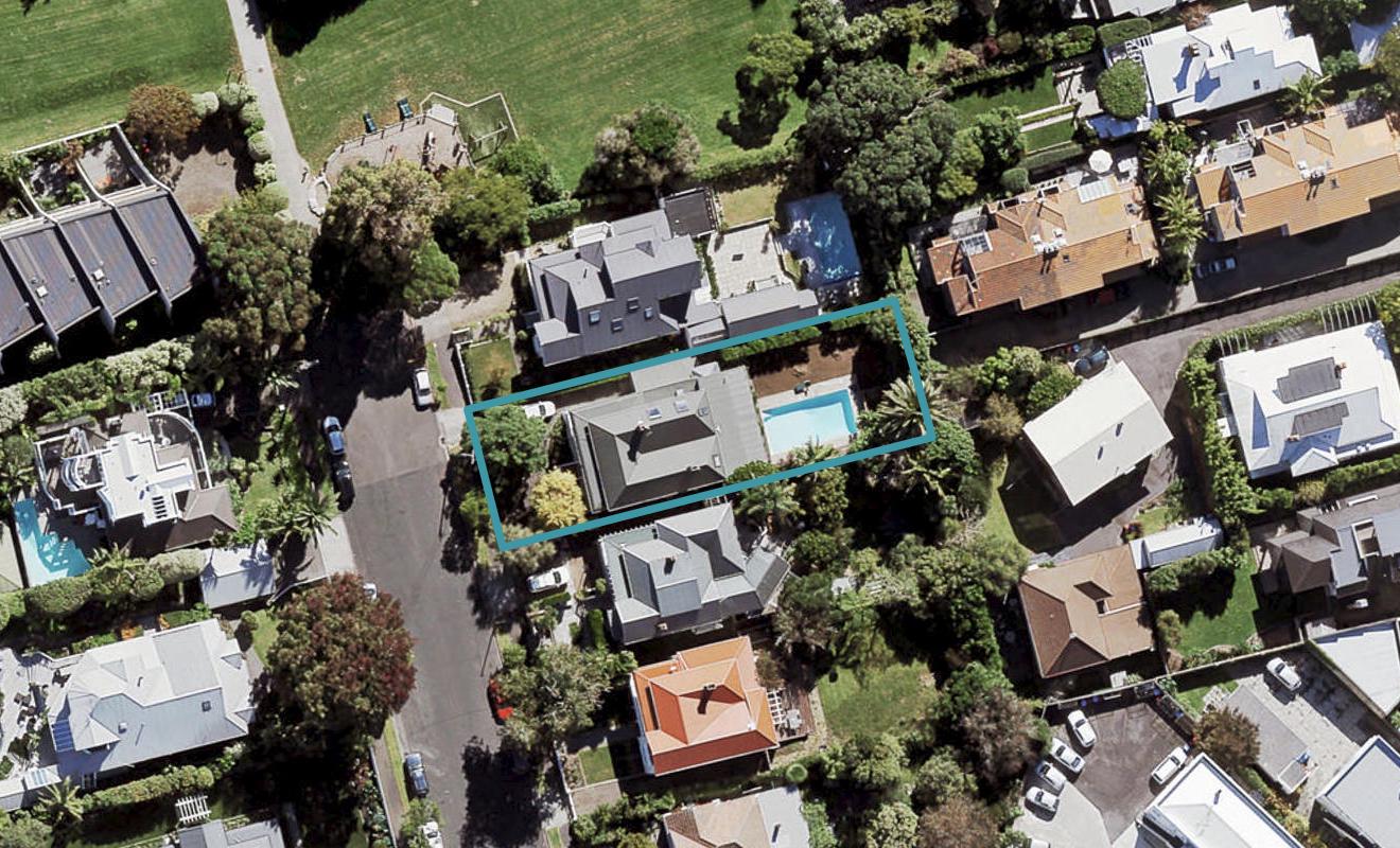 15 Salisbury Street, Herne Bay, Auckland - Carousel 1
