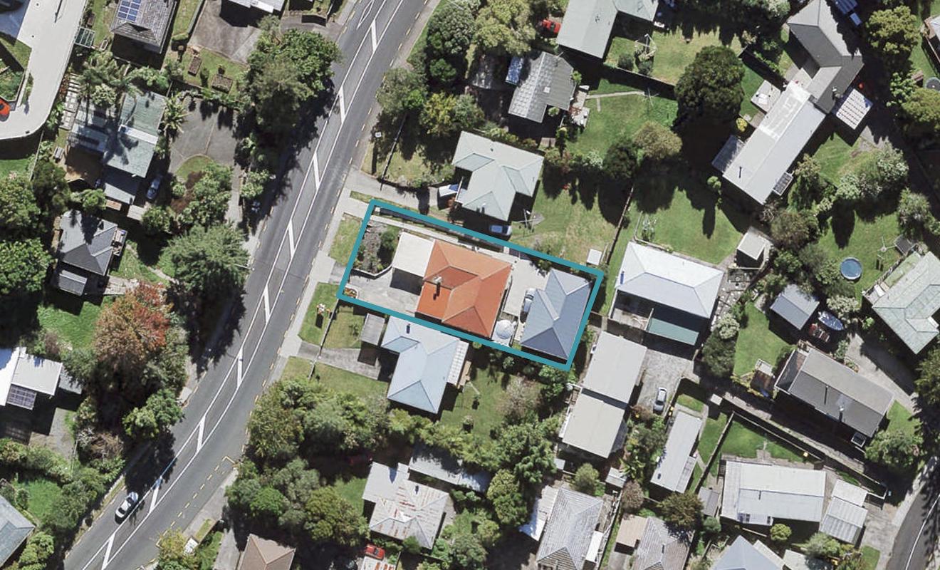 197 Edmonton Road, Te Atatu South, Auckland - Carousel 1