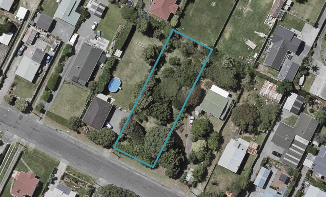 12 Manuka Street, Otaki Beach, Otaki - Carousel 1