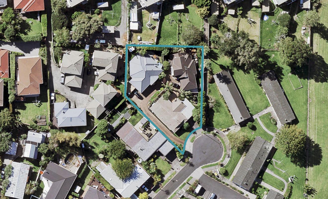 2/8 Cardinal Place, Glendowie, Auckland - Carousel 1