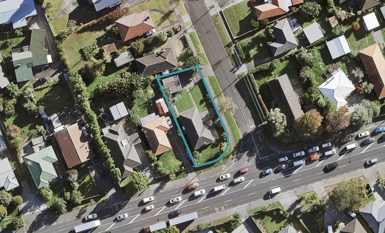 2 Roseville Street, New Windsor, Auckland - Carousel 1