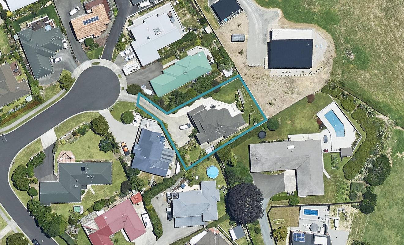 8 Tautara Place, Ohauiti, Tauranga - Carousel 1