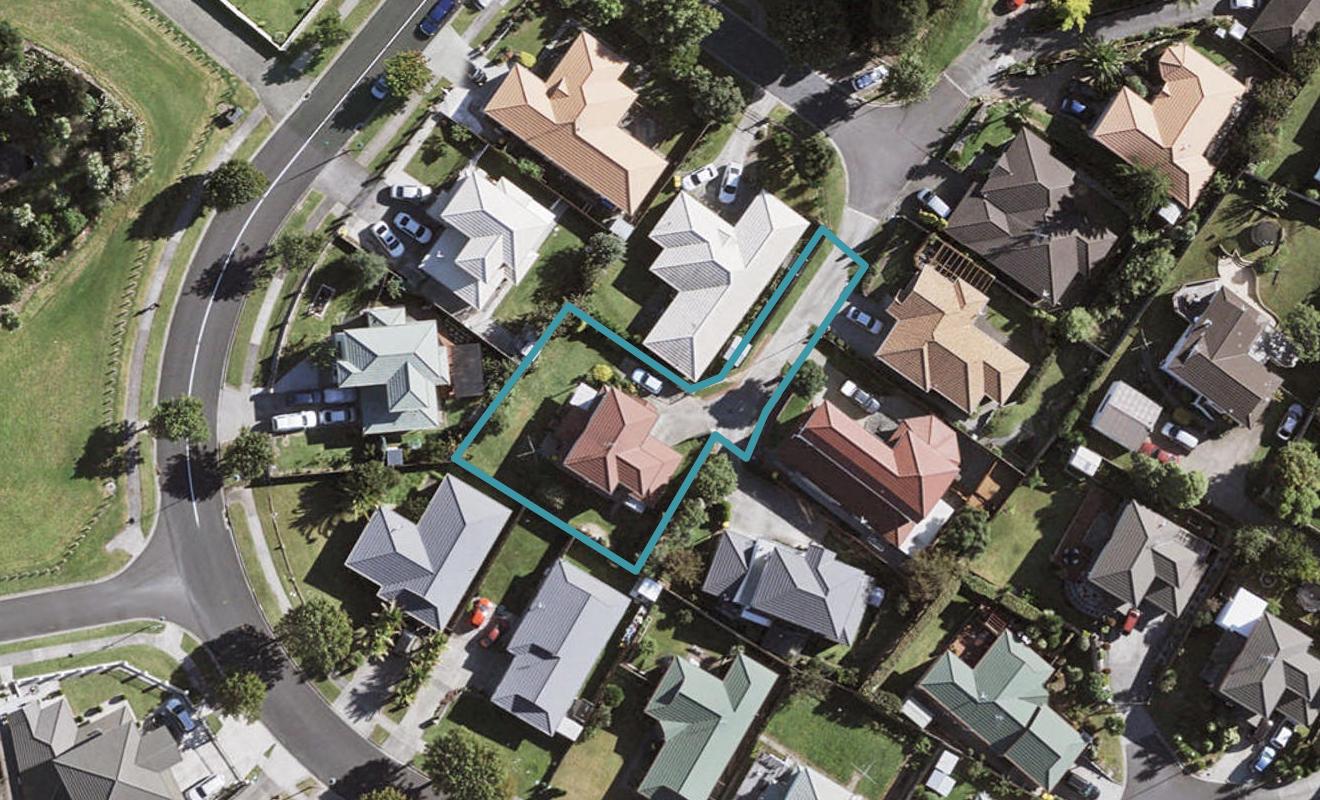 5 Atlantic Place, Goodwood Heights, Auckland - Carousel 1
