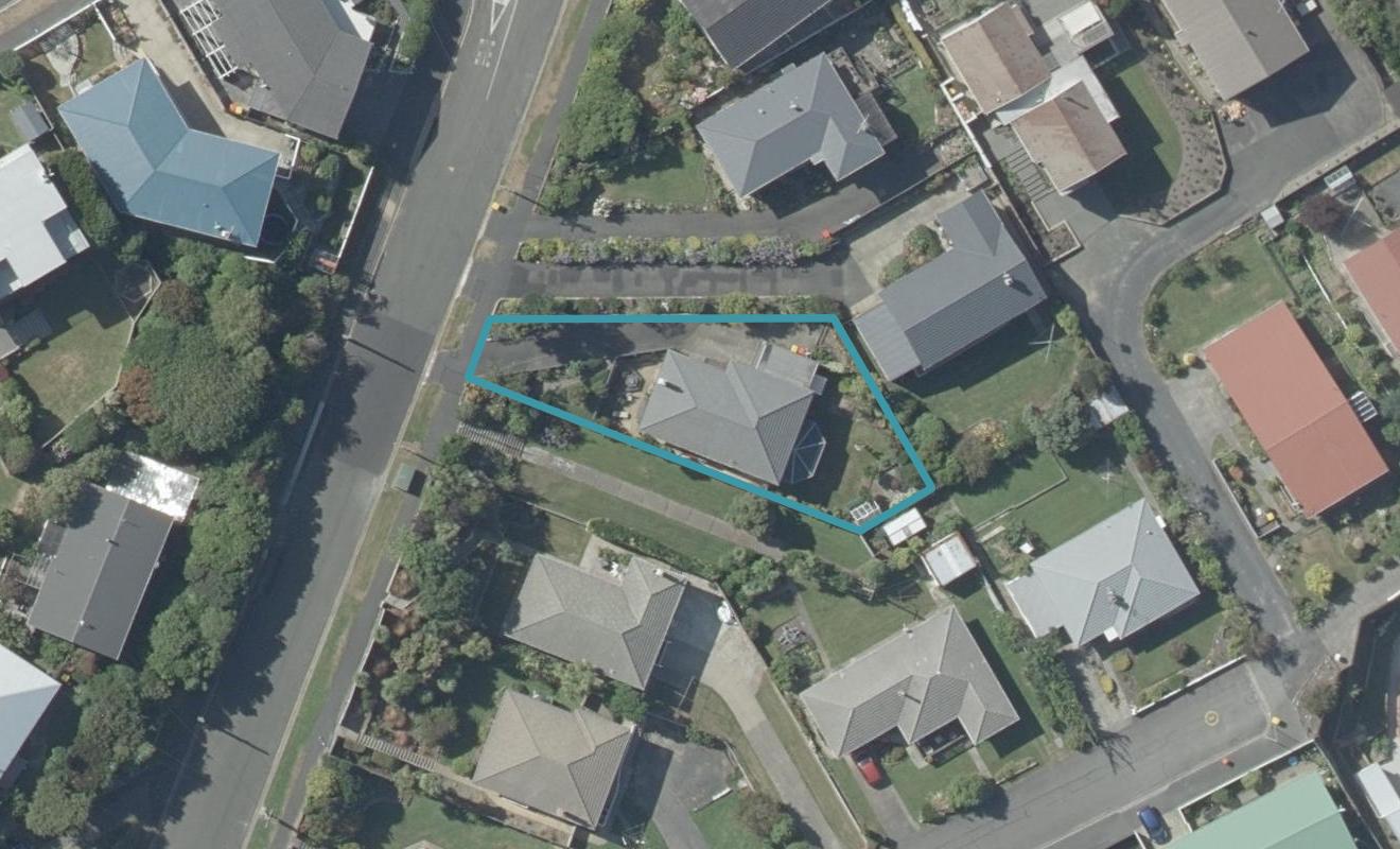 7 Seaview Terrace, Kew, Dunedin - Carousel 1