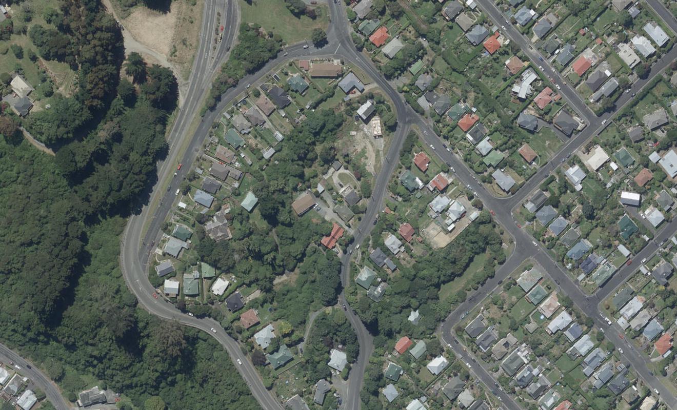 25 Fea Street, Dalmore, Dunedin - Carousel 1