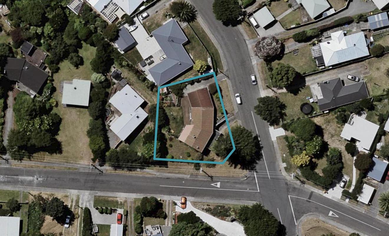 9 Ngaio Road, Raumati Beach, Paraparaumu - Carousel 1