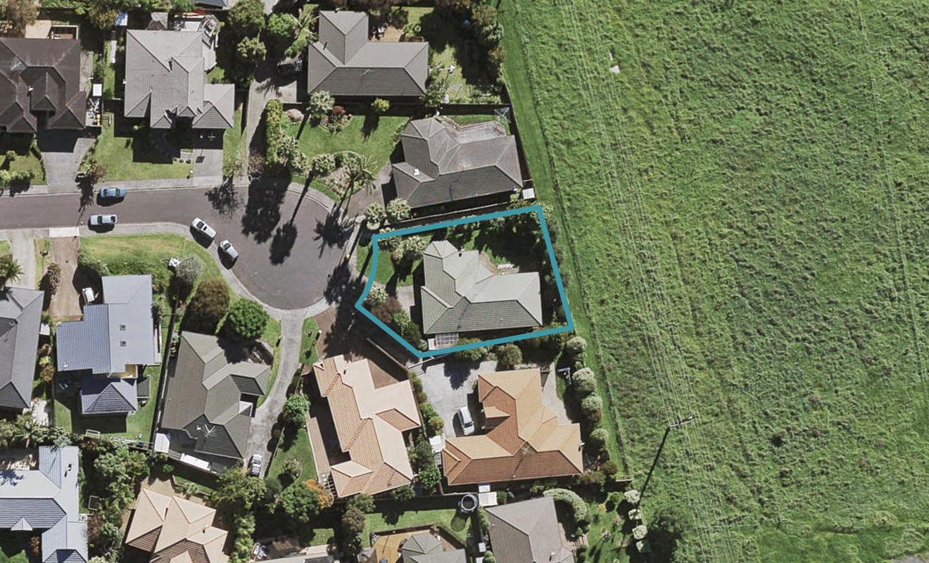 22 Jade Court, Rosedale, Auckland - Carousel 1