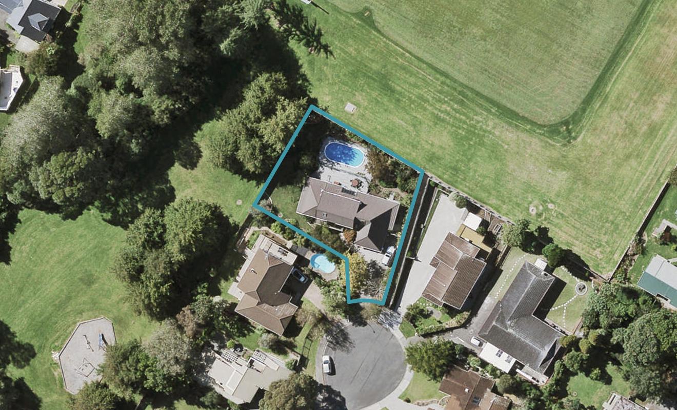 12 Scorpio Place, Windsor Park, Auckland - Carousel 1