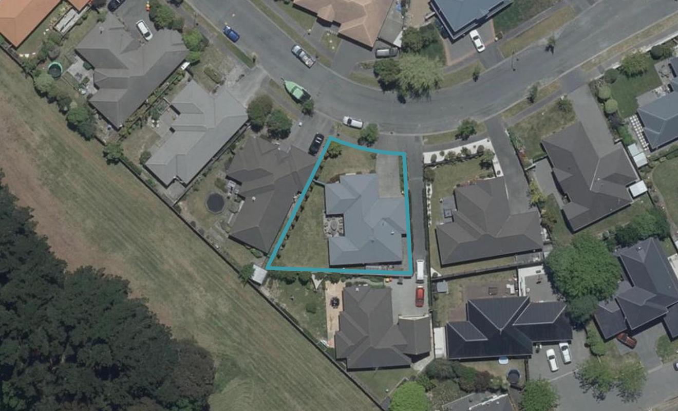 9 Amoka Crescent, Parklands, Christchurch - Carousel 1