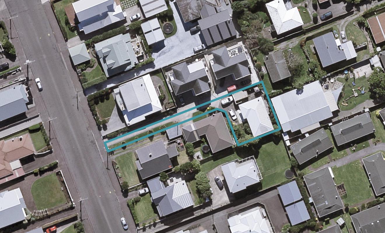 15B Beach Street, Fitzroy, New Plymouth - Carousel 1