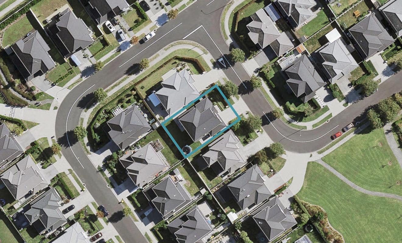 22 Springcrest Drive, Karaka, Papakura - Carousel 1