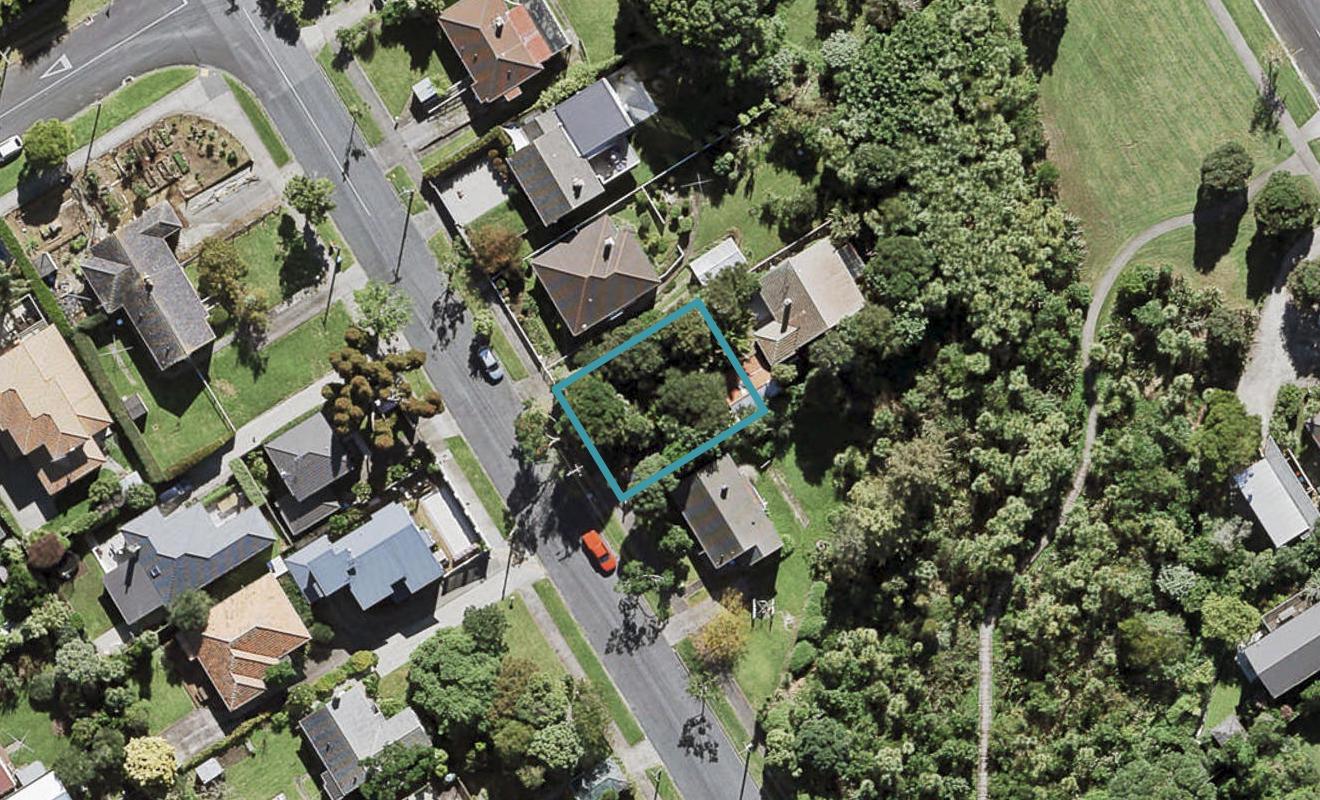 73 Walmer Road, Point Chevalier, Auckland - Carousel 1