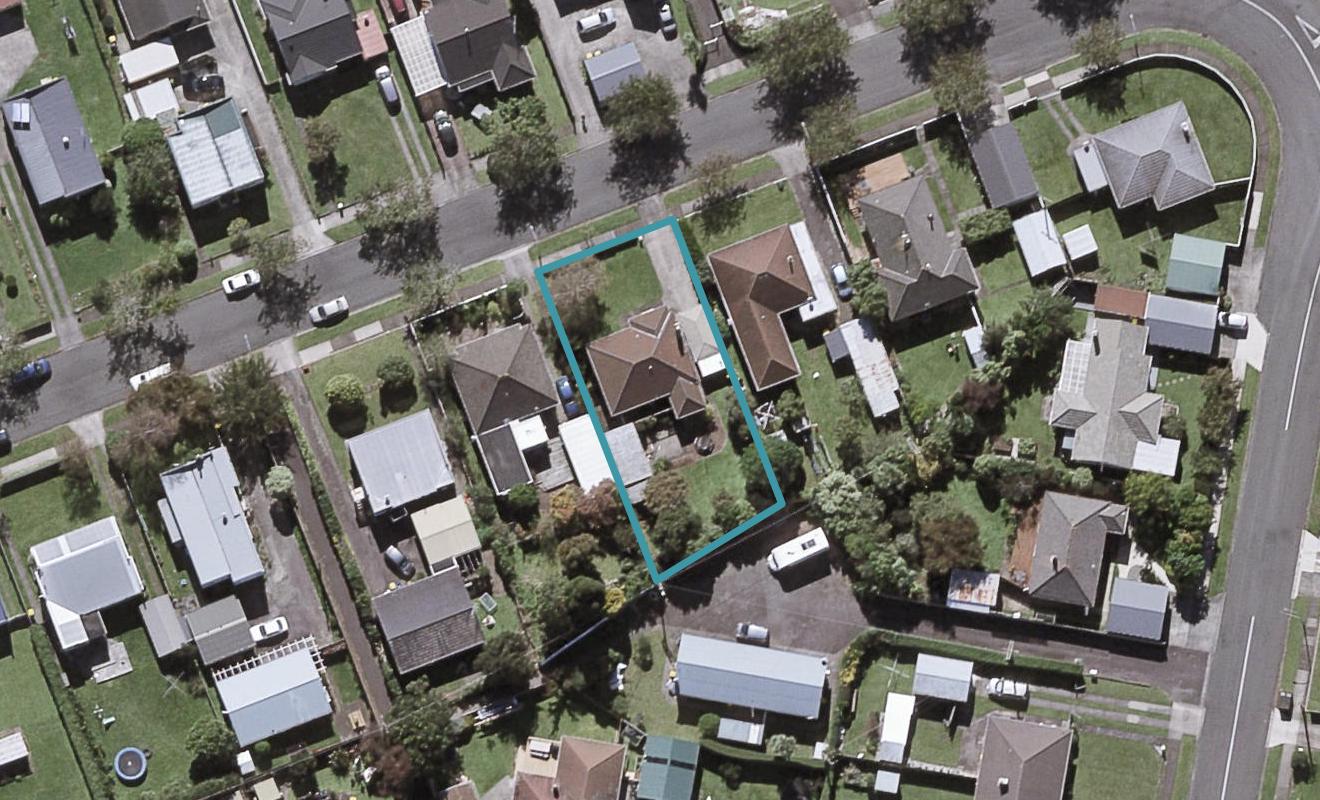 16 Exeter Street, Brooklands, New Plymouth - Carousel 1