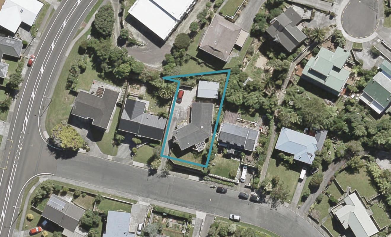 46 Sunshine Crescent, Kelson, Lower Hutt - Carousel 1