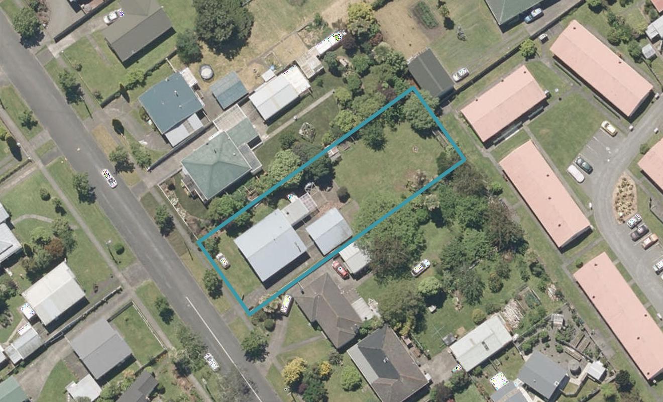 12 Stewart Street, Aramoho, Whanganui - Carousel 1