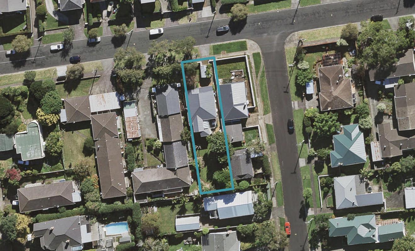 11 Tawa Road, Onehunga, Auckland - Carousel 1