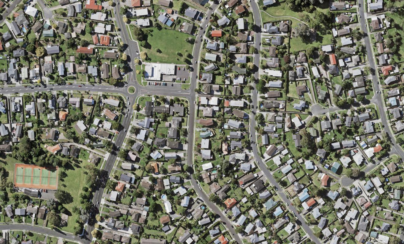 39 La Trobe Street, Pakuranga Heights, Auckland - Carousel 1