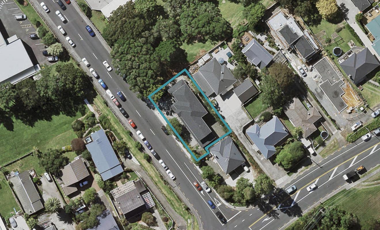 244A Sunset Road, Windsor Park, Auckland - Carousel 1