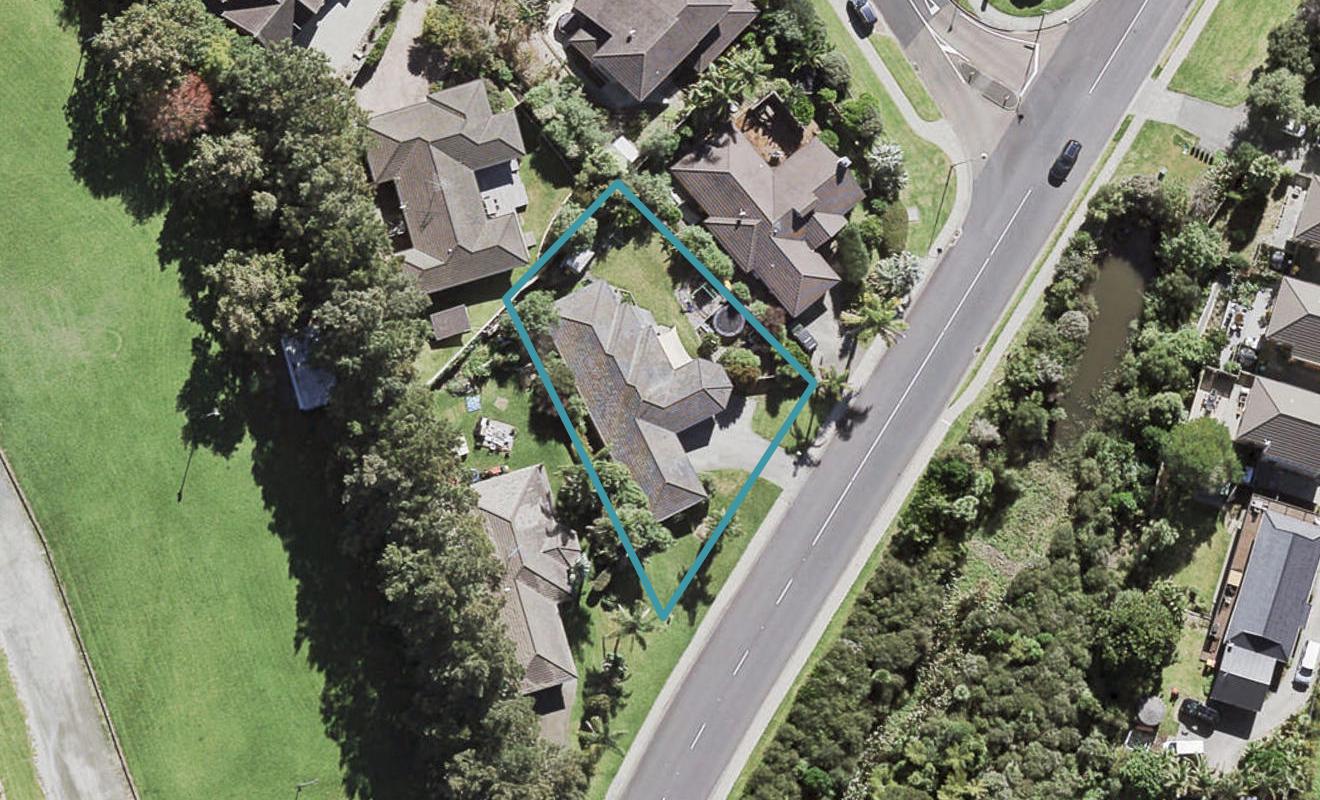 26 Orwell Road, Greenhithe, Auckland - Carousel 1