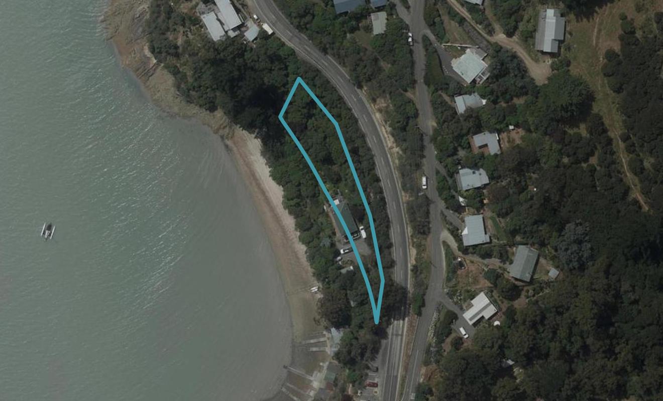 399 Marine Drive, Charteris Bay, Governors Bay - Carousel 1