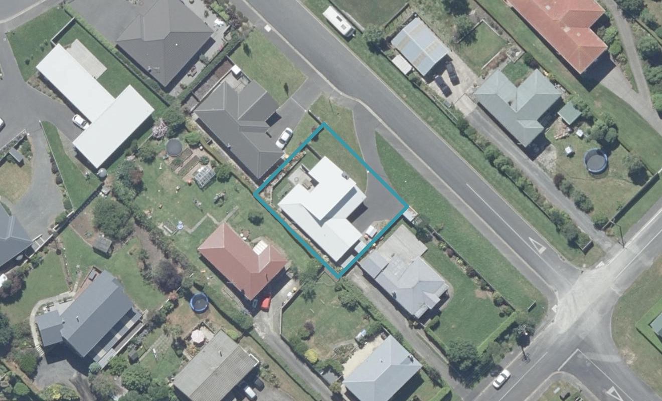 1 Glendermid Close, Sawyers Bay, Port Chalmers - Carousel 1