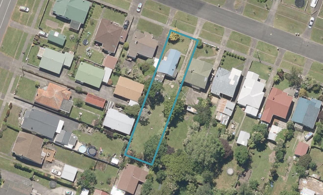 42 Patapu Street, Whanganui East, Whanganui - Carousel 1