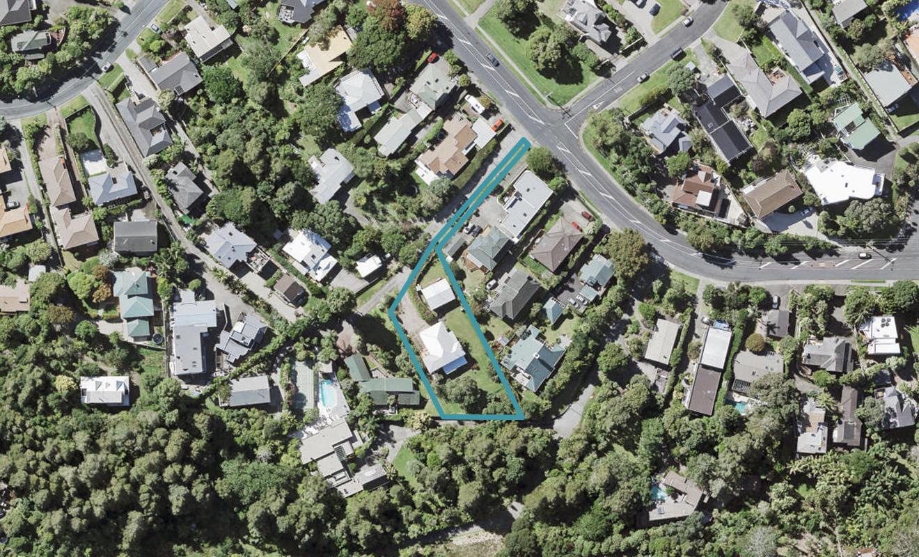 260 Beach Road, Campbells Bay, Auckland - Carousel 1